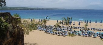 Cozy Condo. Practically on the Beach. Sosua.