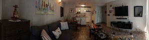 Smart TV, fireplace, stereo