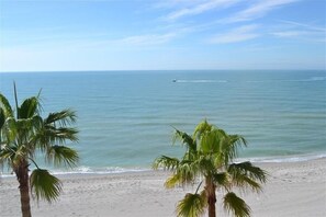 Unclassified image, 2 of 22, button