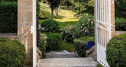 Château de la Falque, The Originals Relais