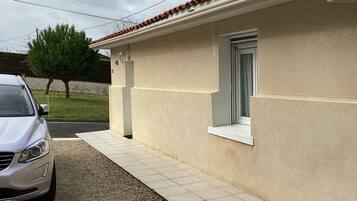 Enceinte de lâhĂ©bergement