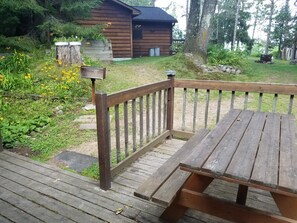 BBQ/picnic Area - Old Stoney's Resort - Bass Cabin (Woodruff)