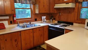 Room, Multiple Beds, Fireplace | Private kitchen