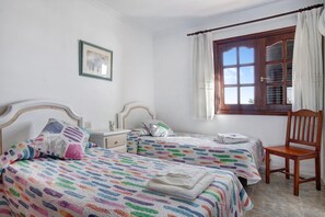 2 chambres, Wi-Fi gratuit, draps fournis
