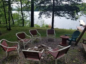 BBQ/picnic Area - Timberlane Lodge - Bluegill Cabin (Woodruff)