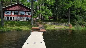 Dock