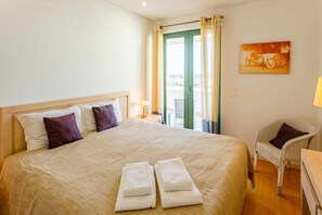 2 chambres, fer et planche à repasser, accès au Wi-Fi (inclus)