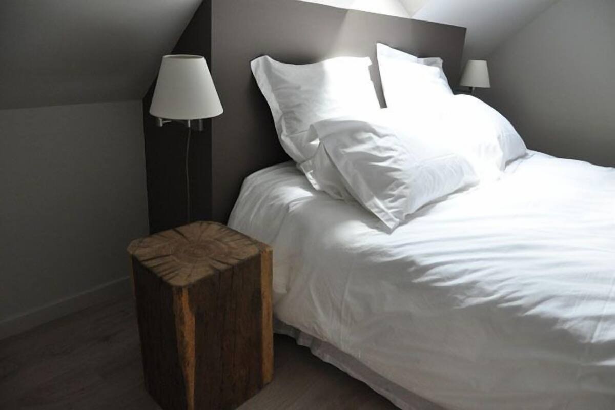 Chambres insonorisées, Wi-Fi gratuit, décoration personnalisée