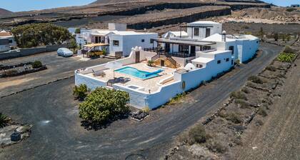 Maison de campagne avec piscine privée et chauffée avec une vue magnifique