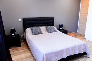 3 camere, ferro/asse da stiro, culla da viaggio, Wi-Fi