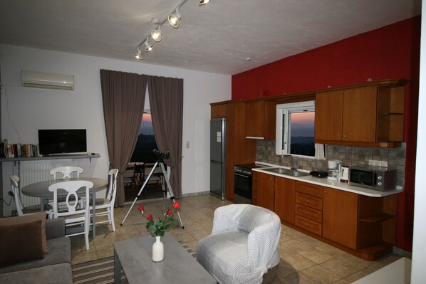 Tv, böcker och printers