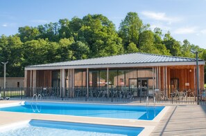 Piscina stagionale all'aperto