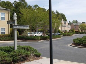 Property grounds - Private 2 Bedroom Condo in Myrtle Beach with Pool on Golf Course!  (MYRTLE BEACH)