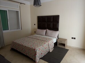 2 Schlafzimmer, Bettwäsche