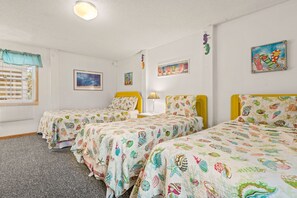 5 bedrooms, iron/ironing board, free WiFi, bed sheets