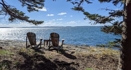Aldernest Den - Mount Desert Island/Acadia -walk across the lawn down to shore