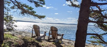 Aldernest Den - Mount Desert Island/Acadia -walk across the lawn down to shore