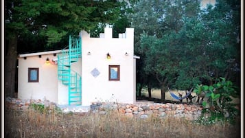 Classic-Haus, Kochnische | Hochwertige Bettwaren, Daunenbettdecken, individuell dekoriert