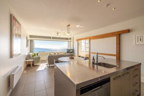 Interior - Apartment On The Beach (Waiheke Island)