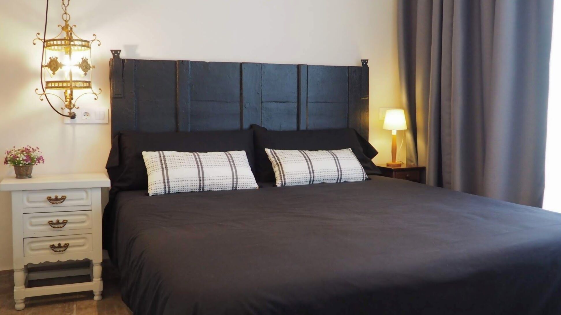 2 soverom, strykejern/-brett, wi-fi og sengetøy