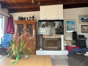 TV, fireplace, DVD player, books - Oceanfront, Beautiful view, Romantic, Extra large, Relaxing, Near to Golfing. (Punta Bandera)