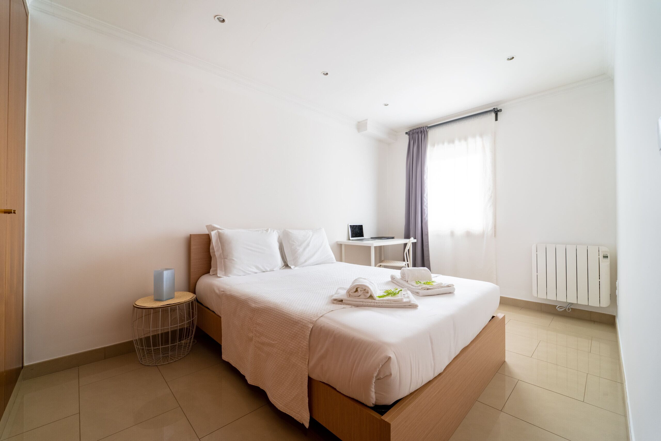 4 bedrooms, in-room safe, free WiFi, bed sheets