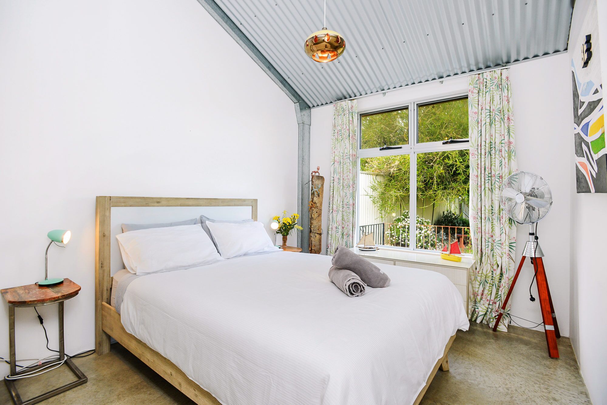 1 chambre, bureau, fer et planche à repasser, Wi-Fi gratuit