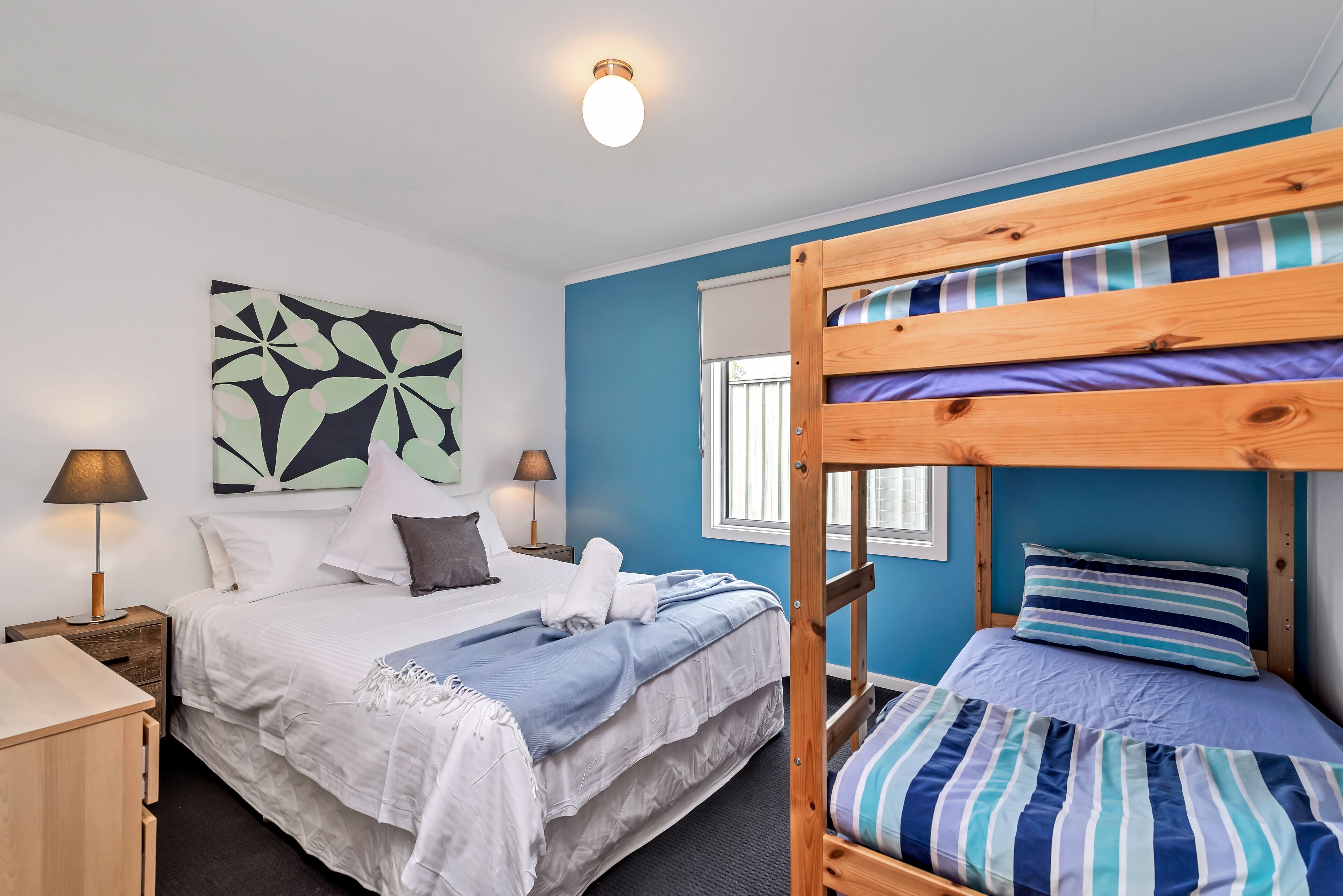 Spacious & Family Friendly Home | Only three doors down from The Esplanade — image 19