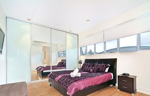 3 chambres, fer et planche Ă repasser, Wi-Fi gratuit, draps fournis