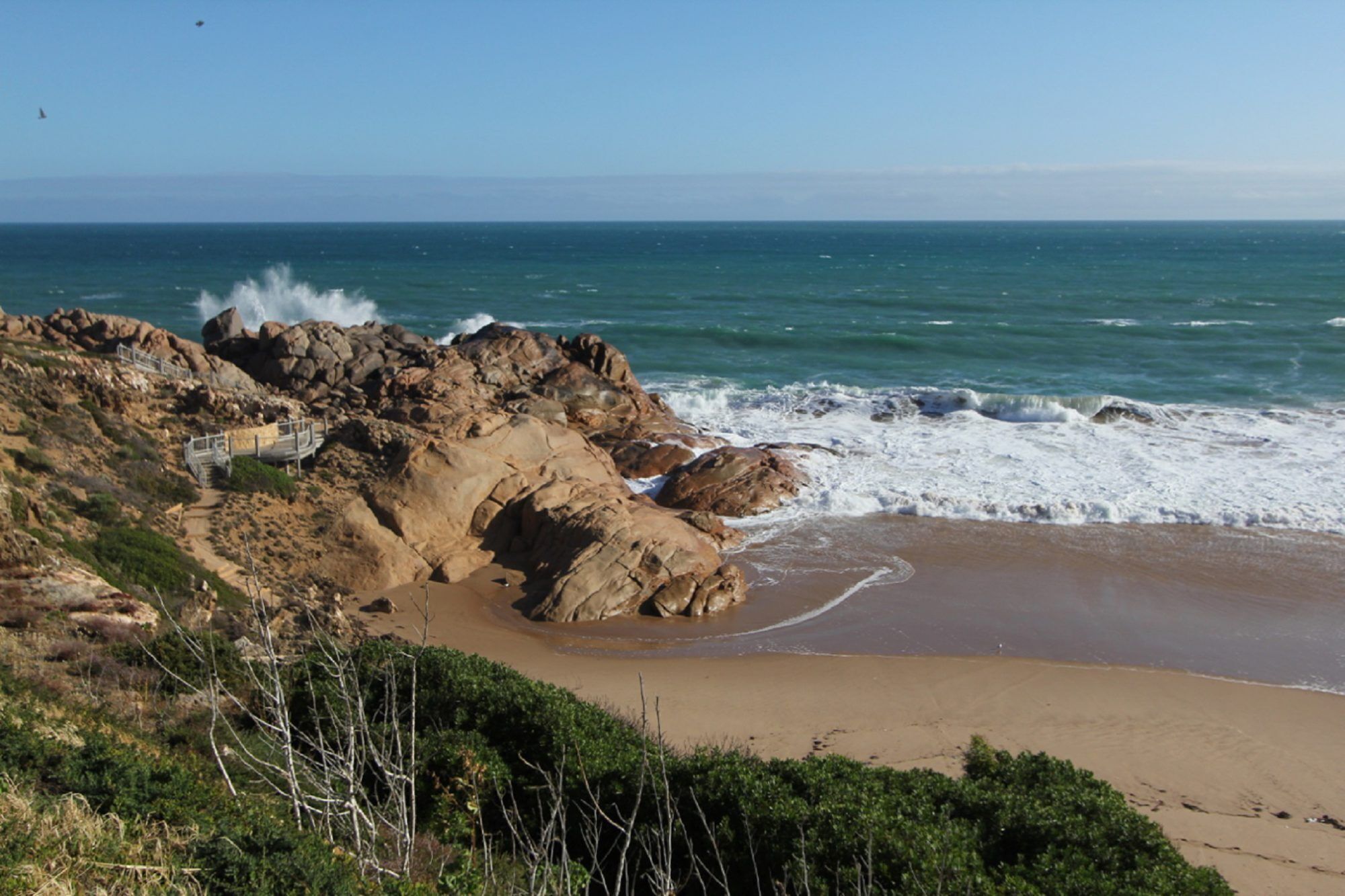 Southern Sands Coastal Getaway: Your Front Row Seat to Knight Beach's Horizon — image 21