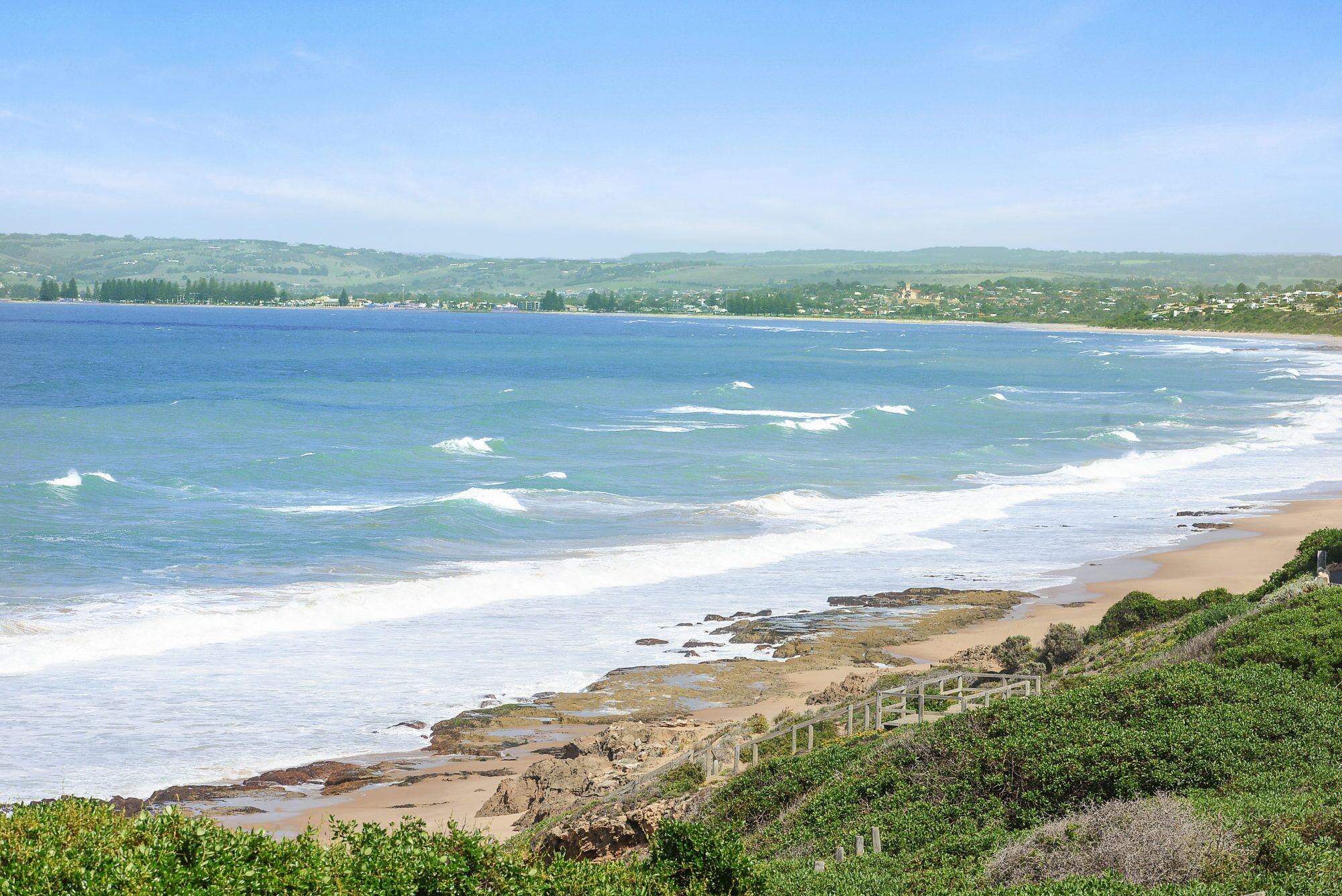 BEACHFRONT | CORNER VIEWS | TERRACE ENTERTAINING