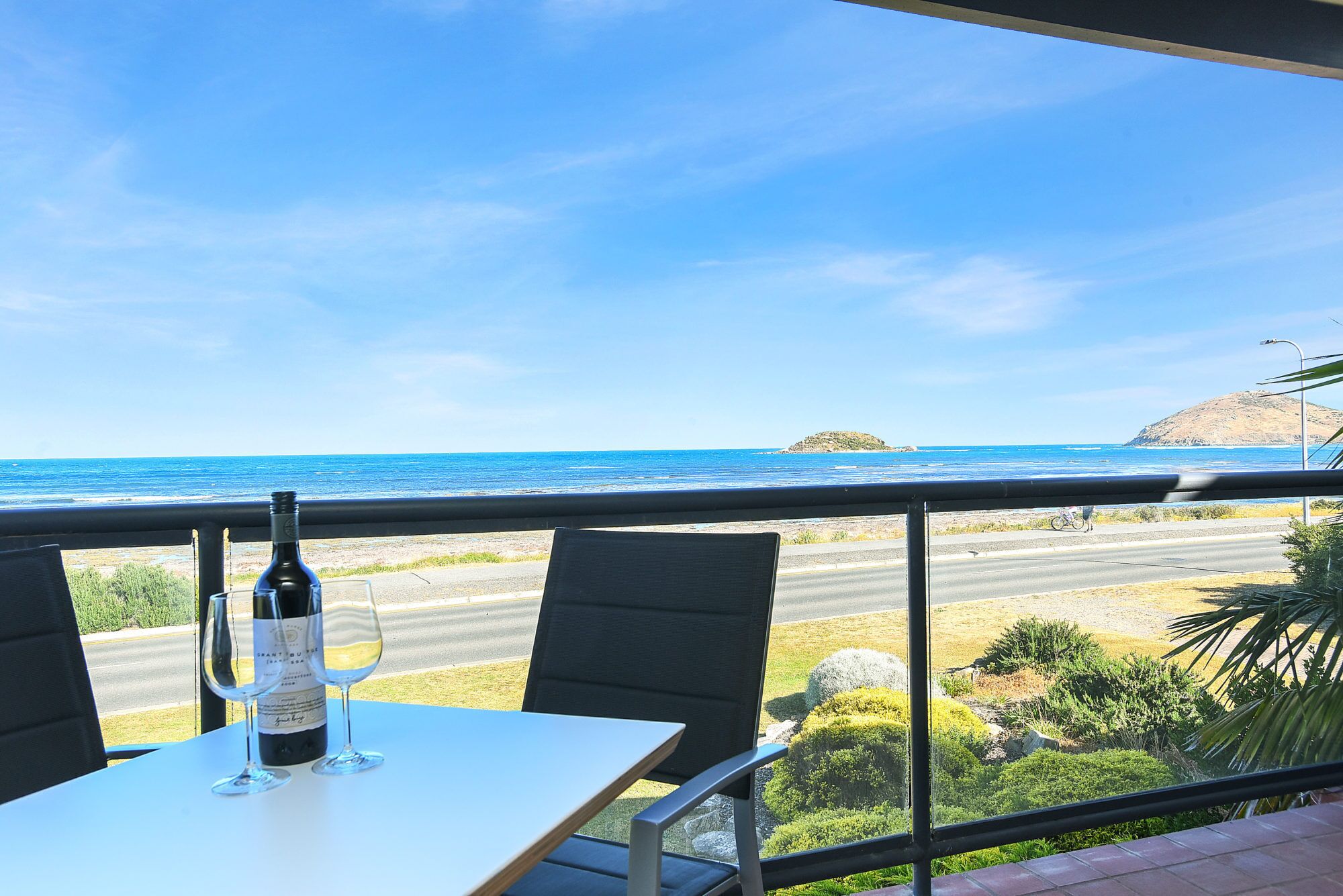 Tranquil vibes in a modern paradise