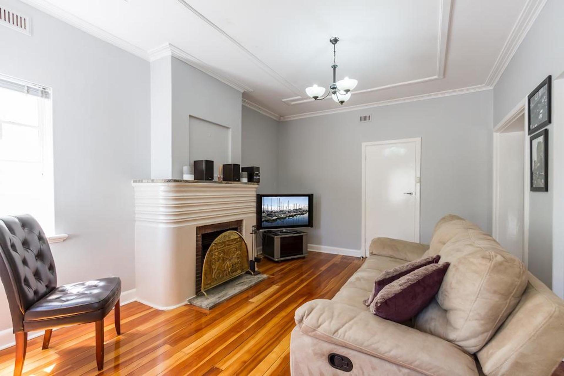 A cozy and fascinating little house with closeness to everything