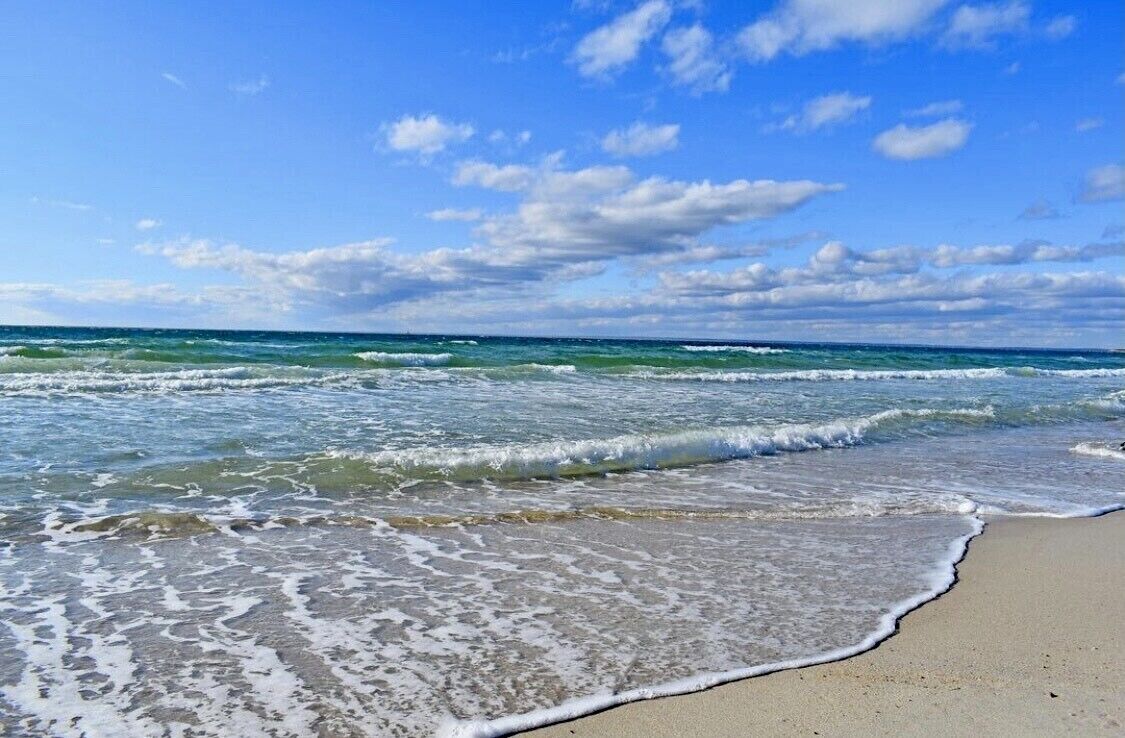 Walk To Old Silver Beach and Sea Crest Beach Hotel!