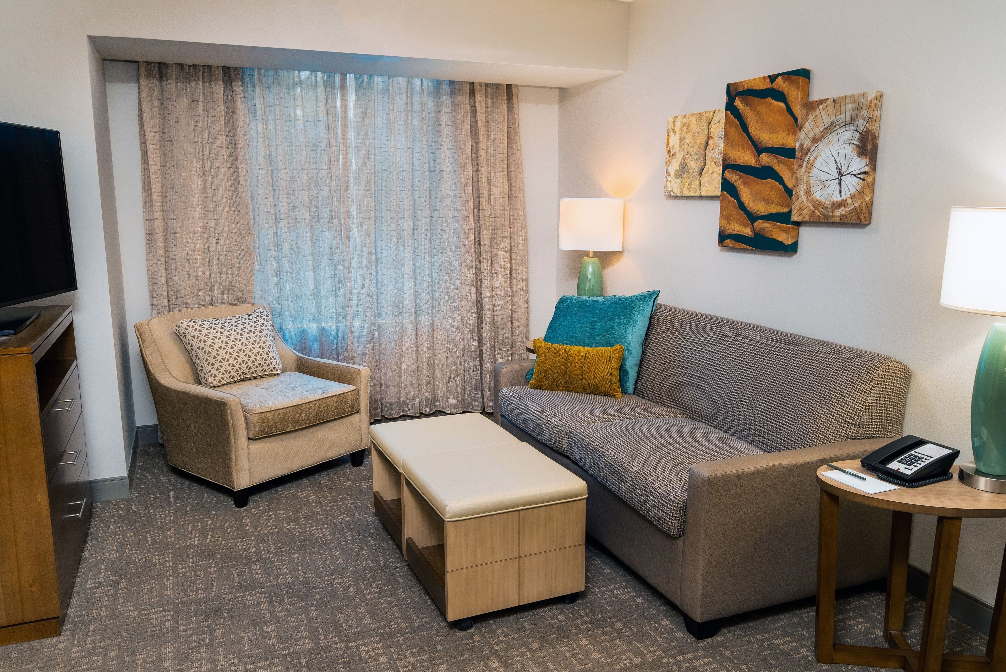 1 bedroom, premium bedding, individually furnished, desk