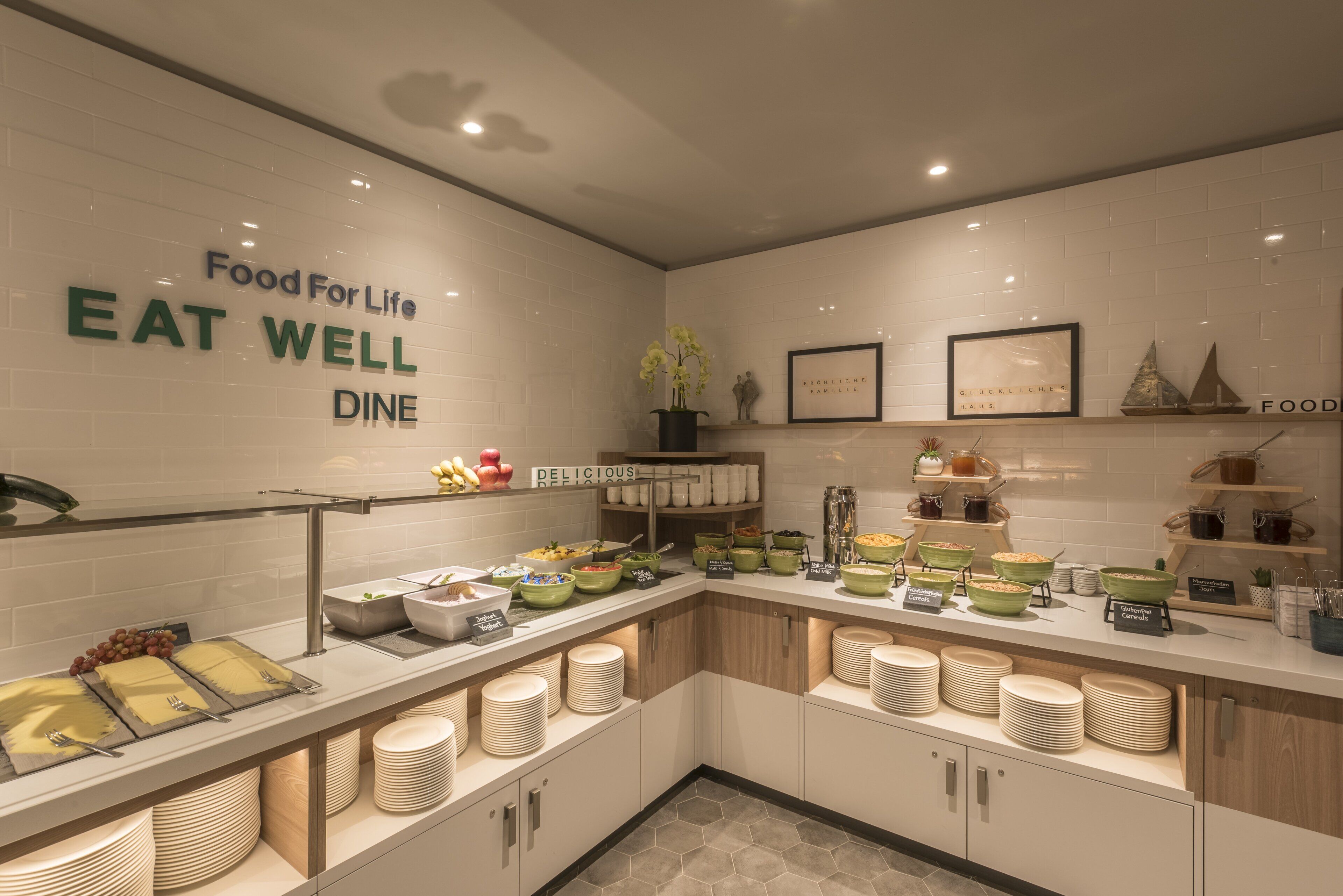 daily buffet breakfast (eur 20 per person)