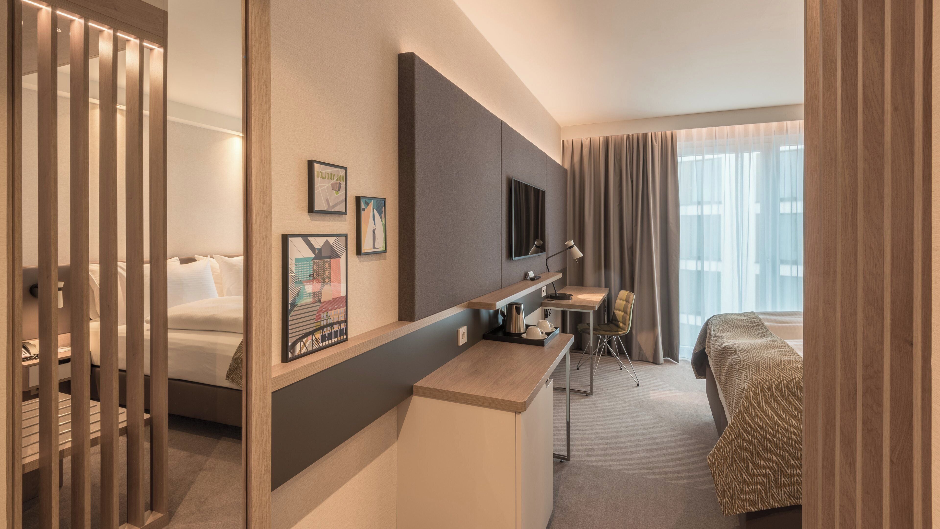 Standard Room, 1 Queen Bed