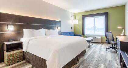 Holiday Inn Express & Suites Ottawa by IHG