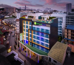 Exterior - Holiday Inn Express Pattaya Central by IHG (Pattaya)