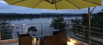 Chiang Khan Riverside Pool Villa Luxury propery on the banks of the Mekong River