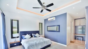 Bungalow luxueux, 3 chambres | 3 chambres, accès au Wi-Fi (inclus), literie fournie