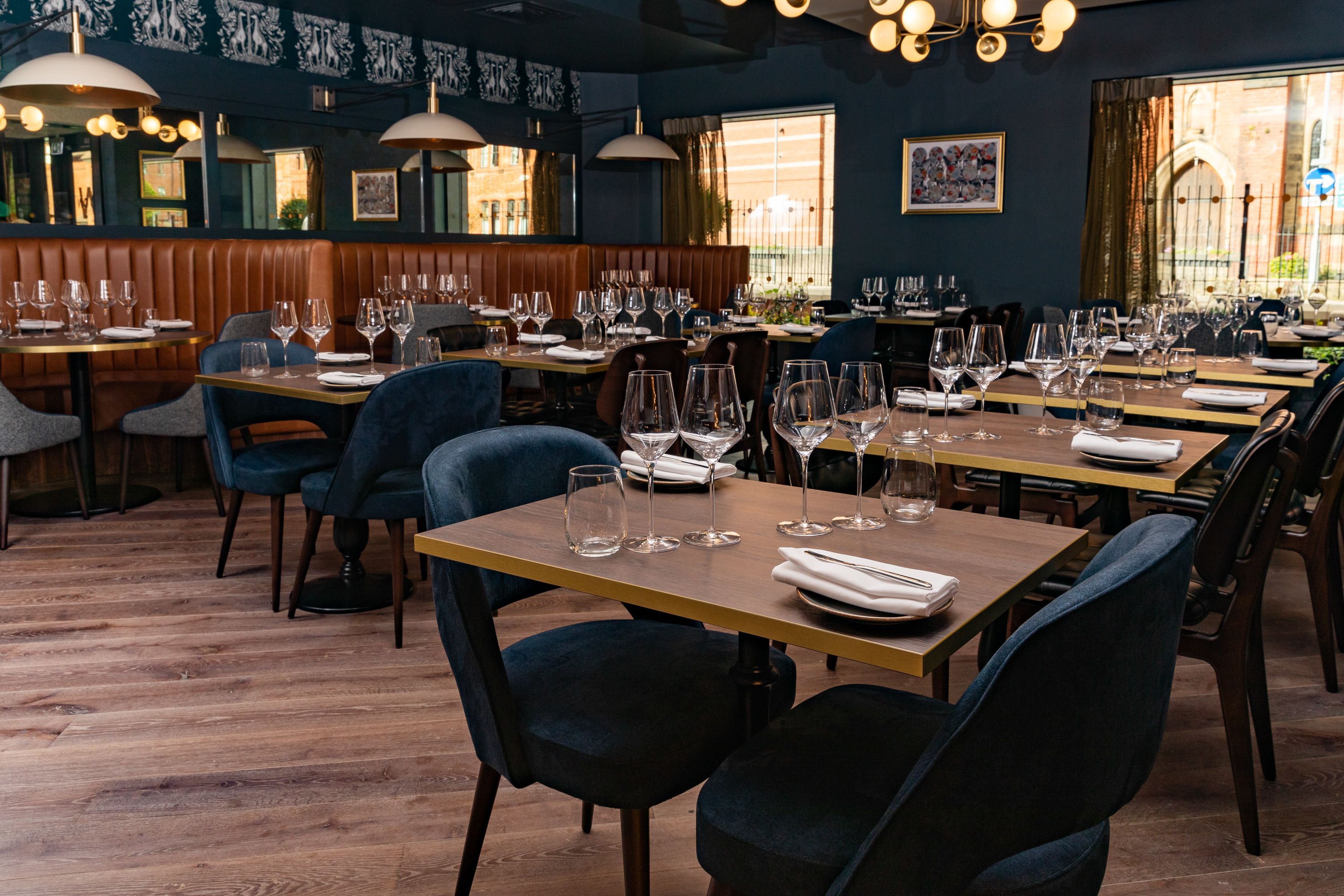 Breakfast, lunch and dinner served