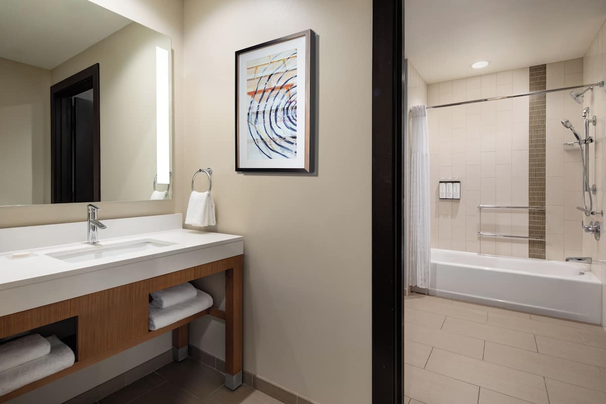 Room, Accessible, Bathtub (2 Queenbed & 1 Sofabed) | Bathroom | Hair dryer, towels