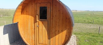 Viola Tricolor, Eksklusiv FW på North Beach, ren avslapning, fotturer, sykling