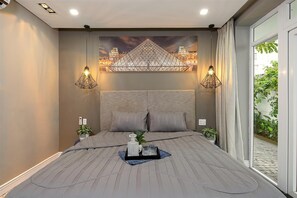 4 chambres, coffres-forts dans les chambres, Wi-Fi, draps fournis