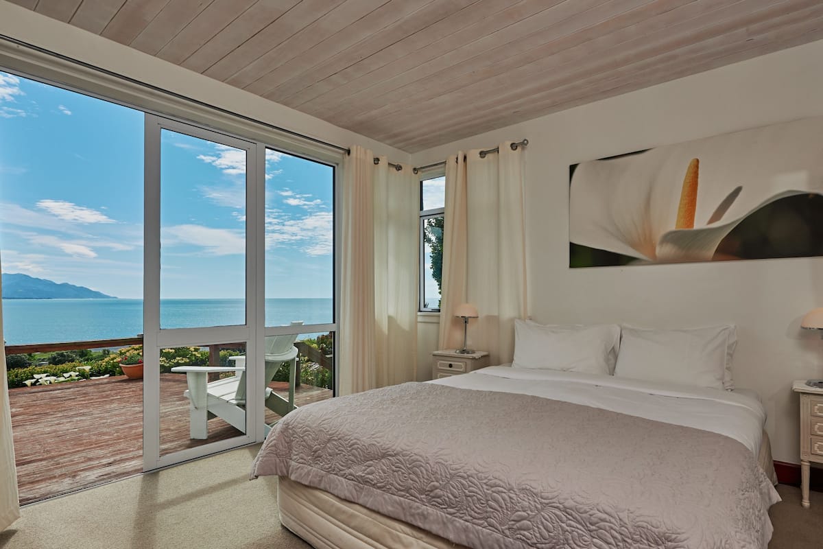 1 bedroom, blackout curtains, iron/ironing board, free WiFi