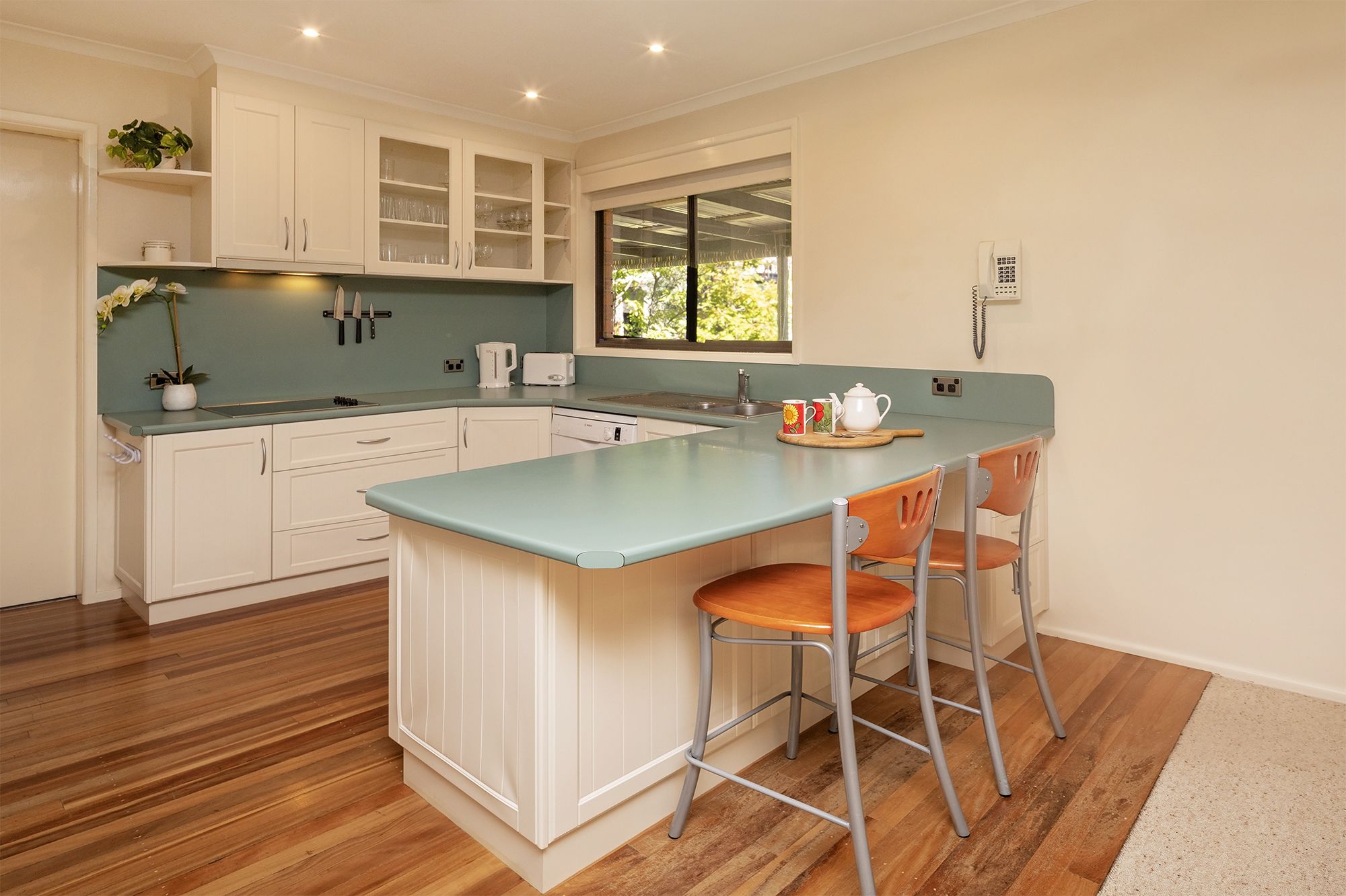 Townhome, 5 Bedrooms, 2 Bathrooms | Private kitchen | Full-sized fridge, microwave, oven, stovetop