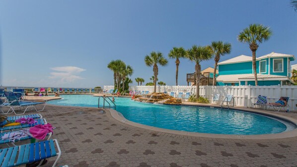 Indoor pool, outdoor pool