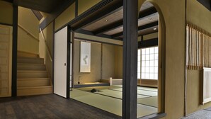 2 bedrooms, premium bedding, down duvets, desk - Kyo no Ondokoro FUYACHO-NIJO #4 (Kyoto)