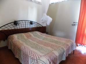 Doppelzimmer (Old Wing) | Schreibtisch, kostenloses WLAN, Bettwäsche